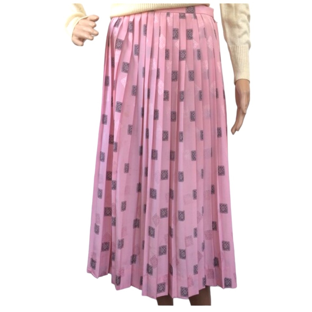 Vintage pink pleated skirt 27 waist